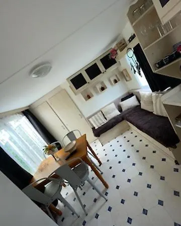 Mobilhome Aiguebelette Aix Les Bains Κάμπινγκ